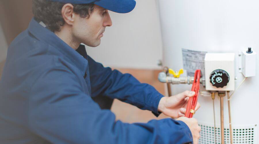 Local water heater installation in Hurley, MO